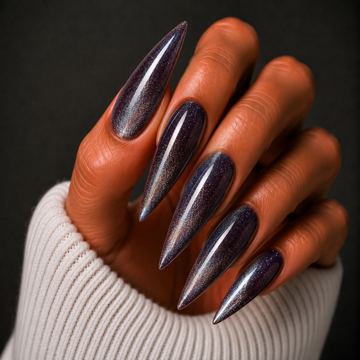 Finished manicured nails using Skyler - BEMI Cat Eye Gel, demonstrating activated magnetic particle dispersion for a multidimensional, velvet-light effect and a flawless professional finish. 