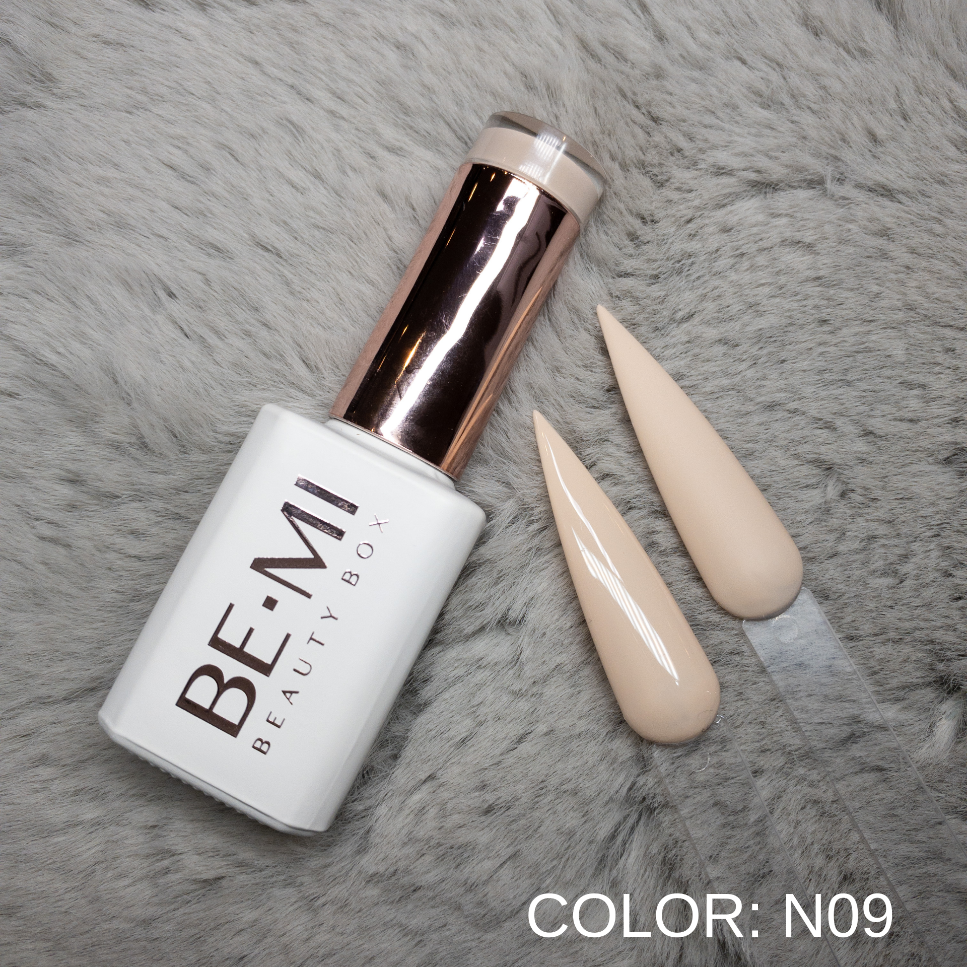 BEMI Creami N09 Gel Polish bottle and color swatch demonstrating full-coverage, self-leveling viscosity designed for professional, streak-free application.